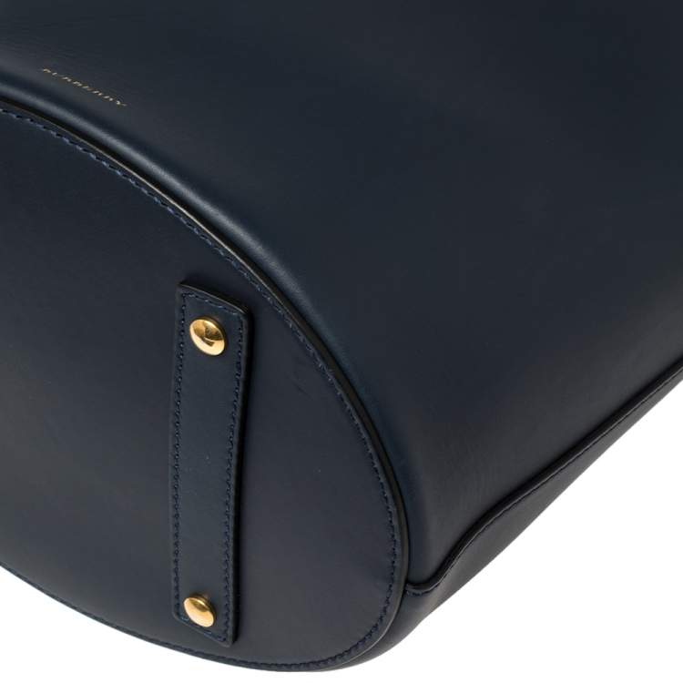 Pre Owned Burberry Indigo Leather Large Bucket Bag