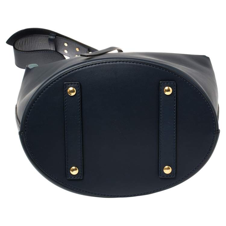 Pre Owned Burberry Indigo Leather Large Bucket Bag
