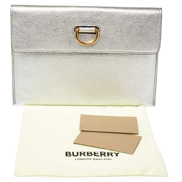 Pre Owned Burberry Metallic Silver Leather Patton Clutch