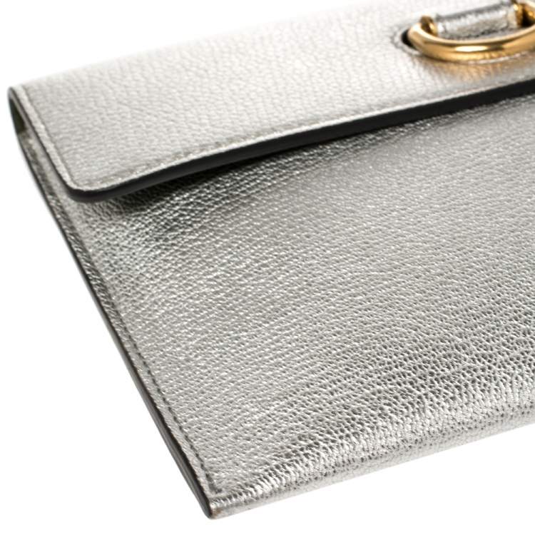 Pre Owned Burberry Metallic Silver Leather Patton Clutch