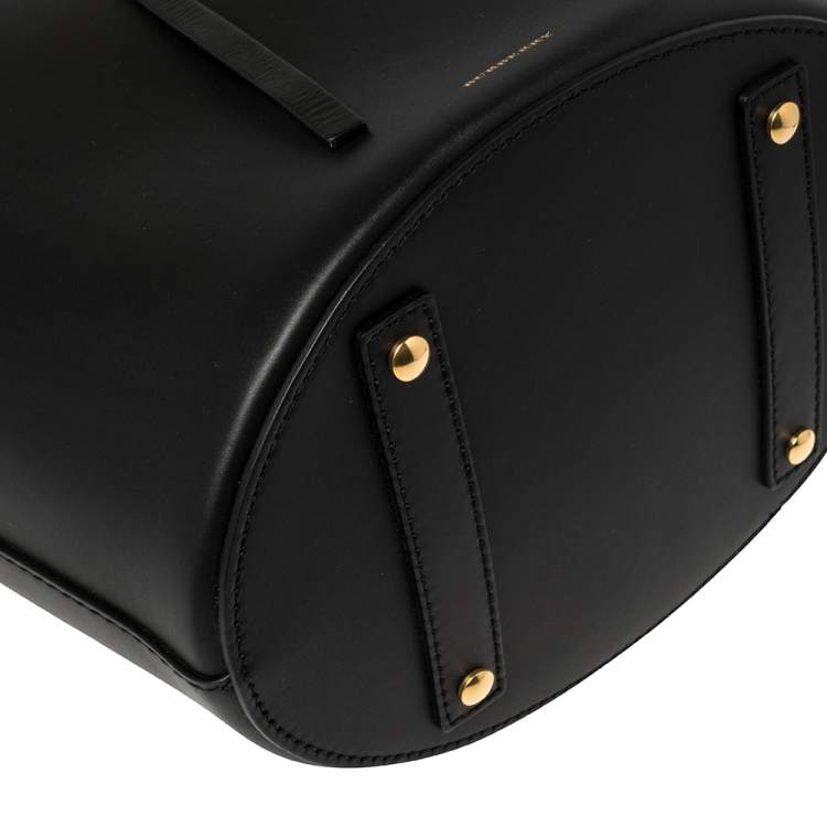 Pre Owned Burberry Black Leather Large Bucket Bag