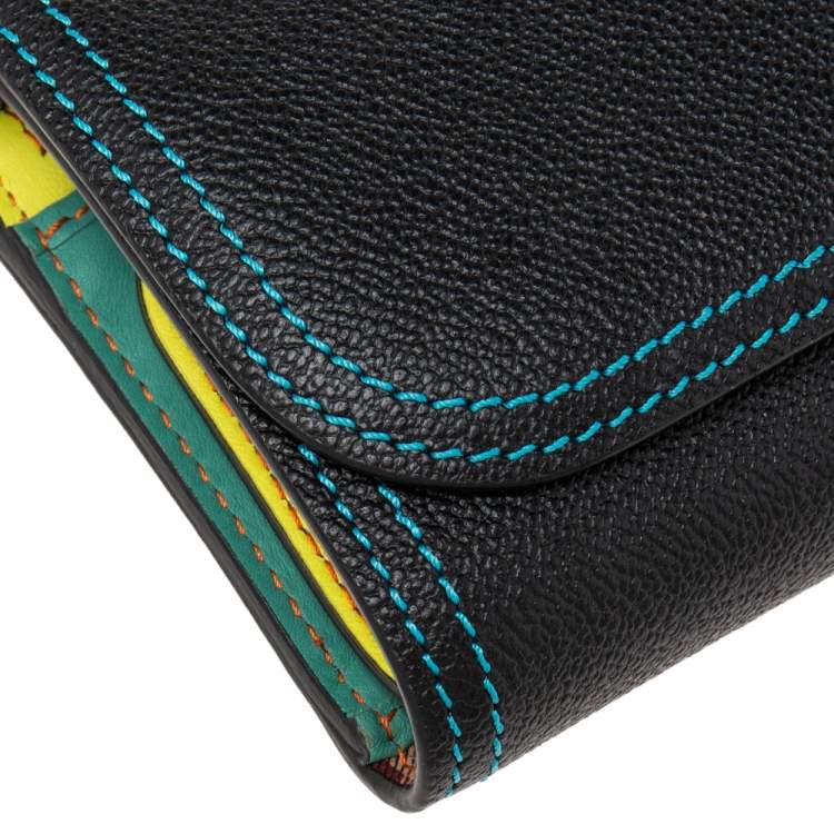 مملوكة مسبقًا Burberry Black Leather Wallet on Chain