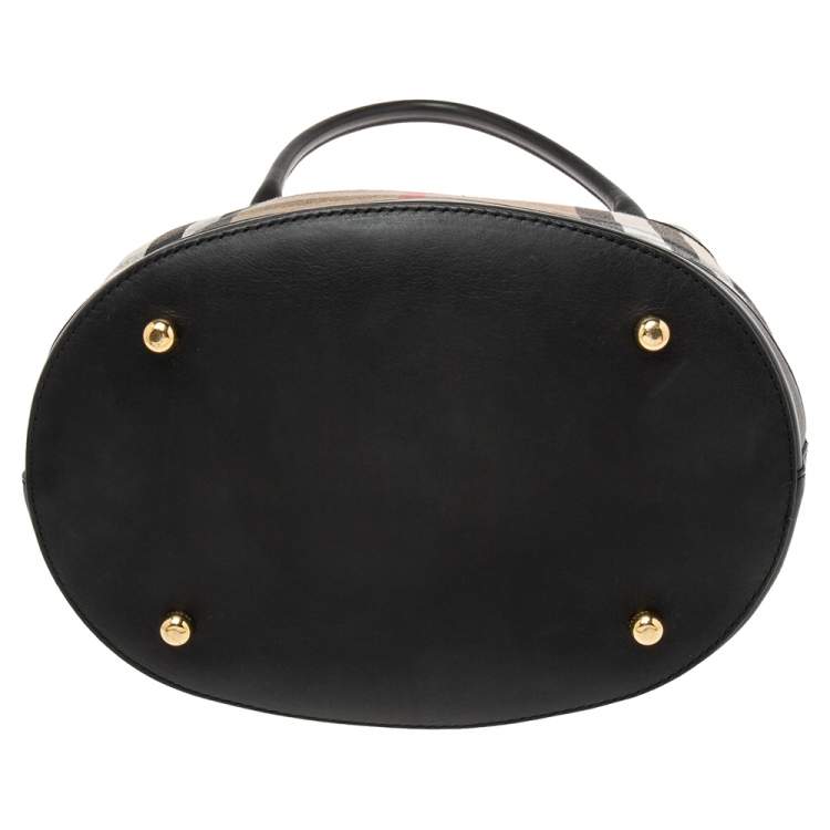 Pre Owned Burberry Black/Beige House Check Canvas and Leather Bucket Bag