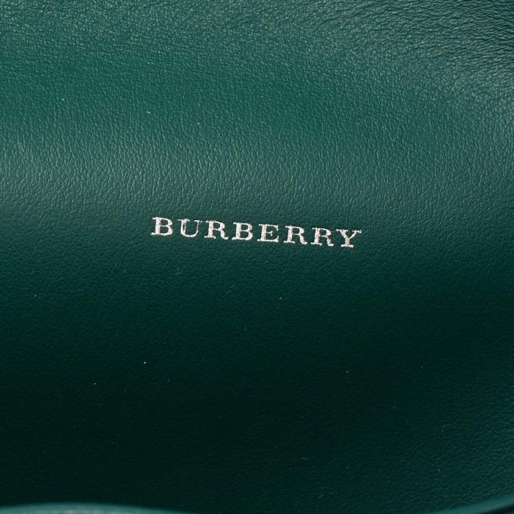 Pre Owned Burberry Black Grained Leather Pearson Clutch