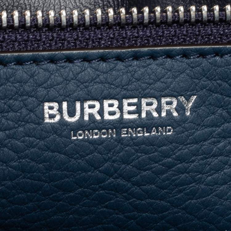 Pre Owned Burberry Blue Leather Pocket Messenger Bag
