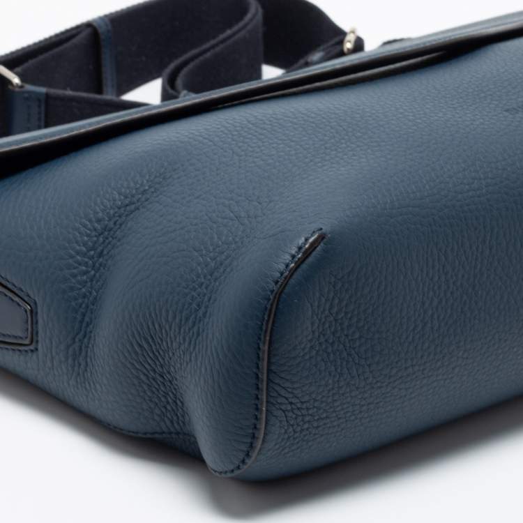 Pre Owned Burberry Blue Leather Pocket Messenger Bag