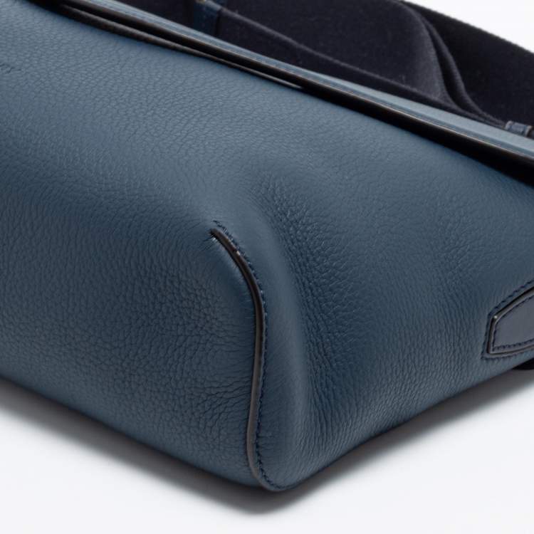 Pre Owned Burberry Blue Leather Pocket Messenger Bag