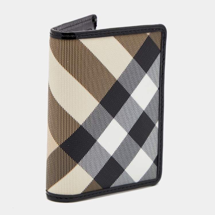 Pre Owned Burberry Beige Nova Check Coated Canvas And Patent Leather Bifold Wallet