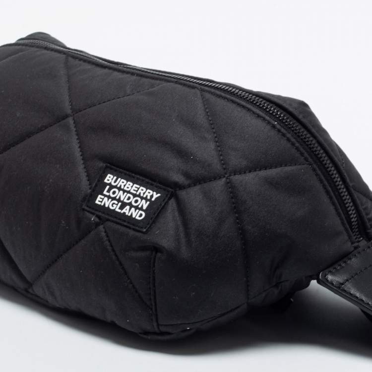 مملوكة مسبقًا Burberry Black Quilted Fabric Sonny Bum Bag