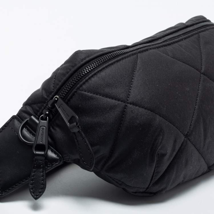 مملوكة مسبقًا Burberry Black Quilted Fabric Sonny Bum Bag