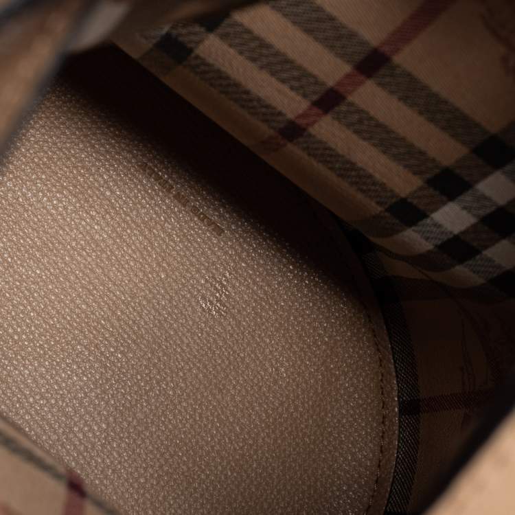 Pre Owned Burberry Brown Leather Crossbody Bucket Bag