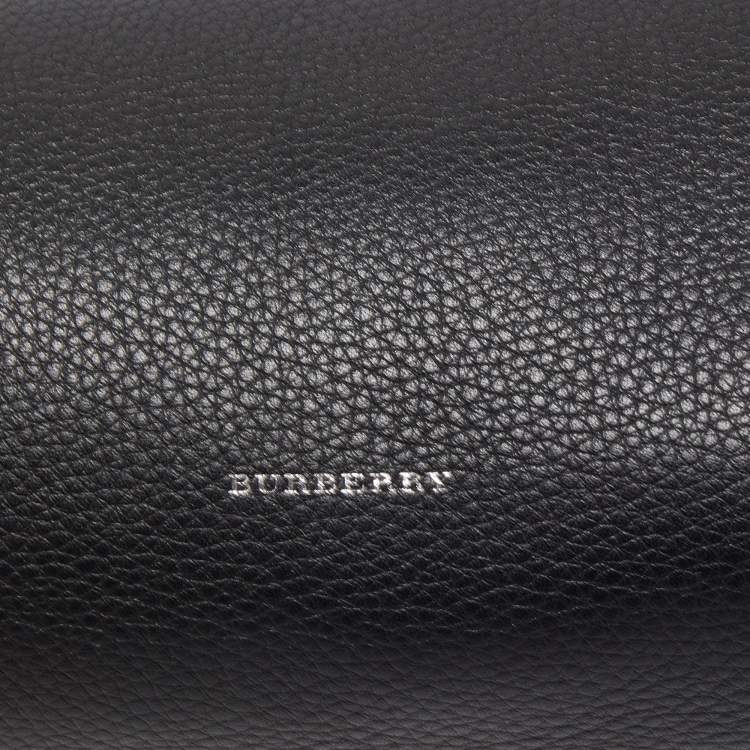 Pre Owned Burberry Black Leather Barrel Shoulder Bag
