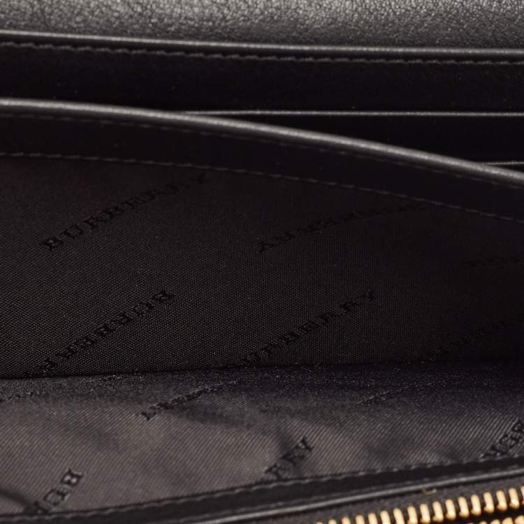 Pre Owned Burberry Black/Beige House Check Canvas and Leather Flap Continental Wallet
