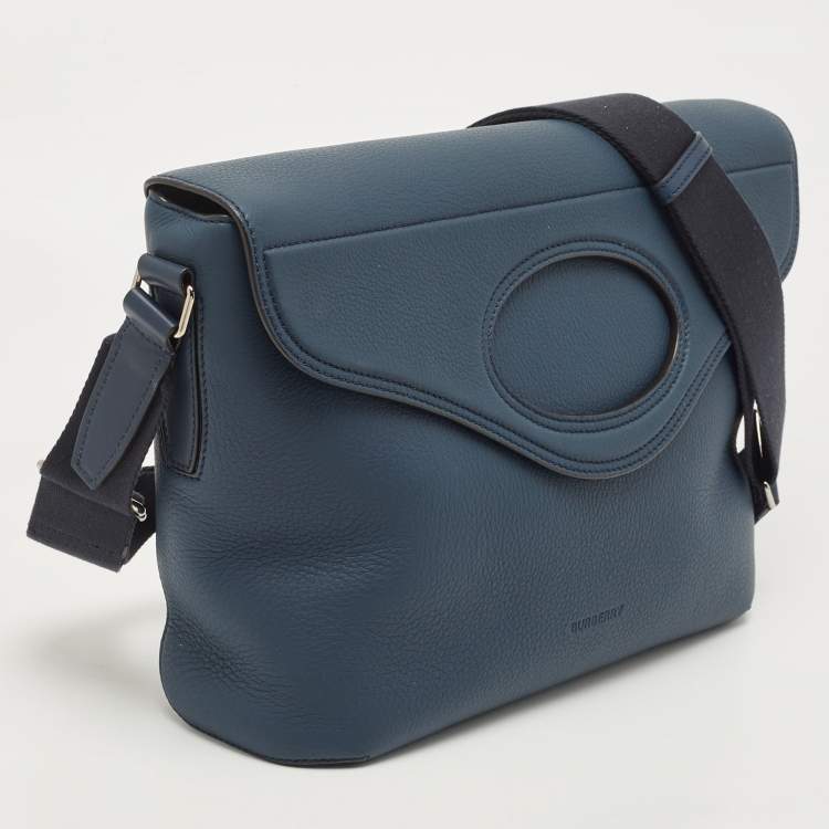Pre Owned Burberry Blue Leather Large Pocket Messenger Bag