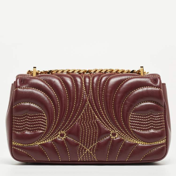 Pre Owned Burberry Maroon Quilted Leather Small Lola Chain Shoulder Bag
