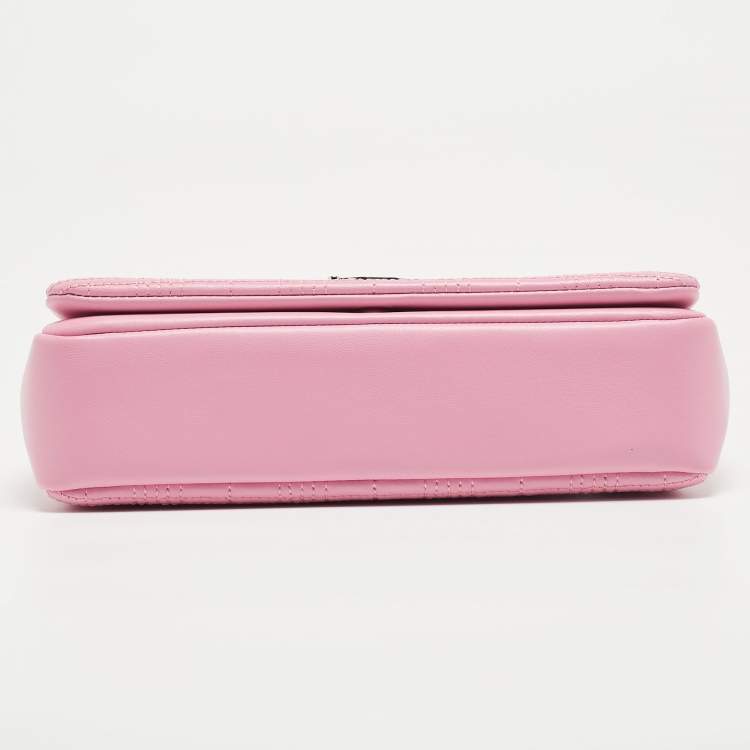 Pre Owned Burberry Light Pink Quilted Leather Small Lola Shoulder Bag