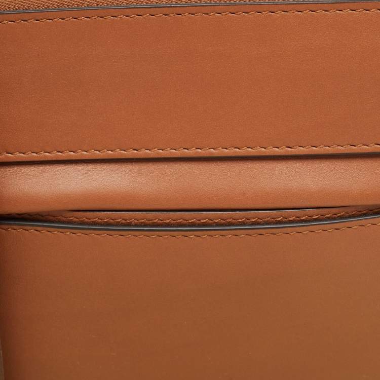Pre Owned Burberry Two Tone Brown Leather Mini Zip Olympia Bag