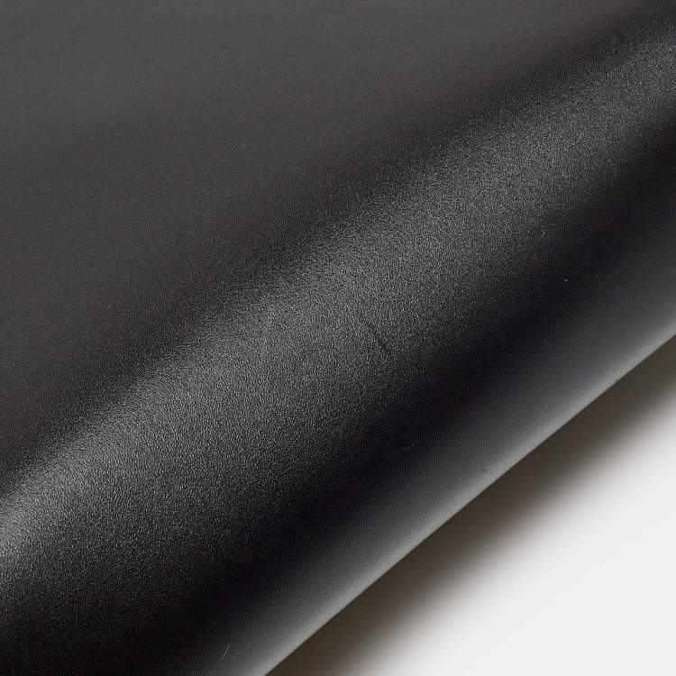 Pre Owned Burberry Black Leather Medium TB Shoulder Bag