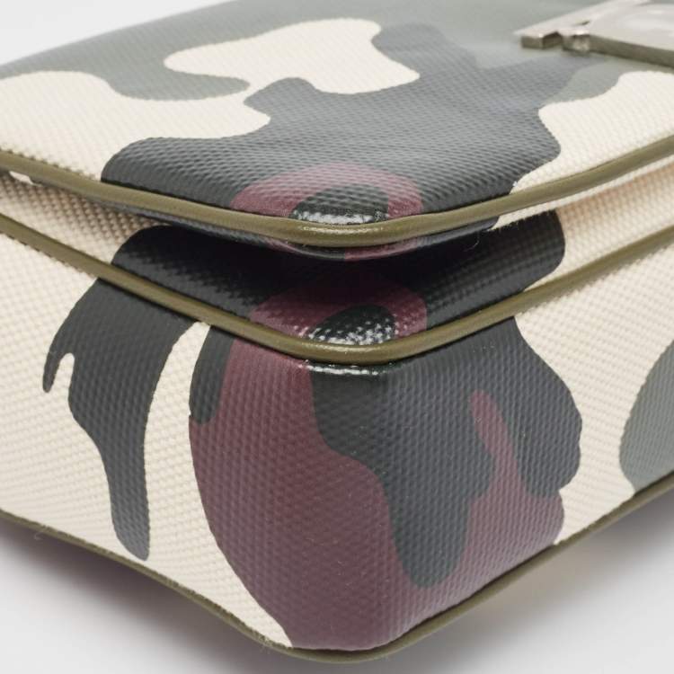 Pre Owned Burberry Green Camouflage Coated and Canvas Small Lola Shoulder Bag