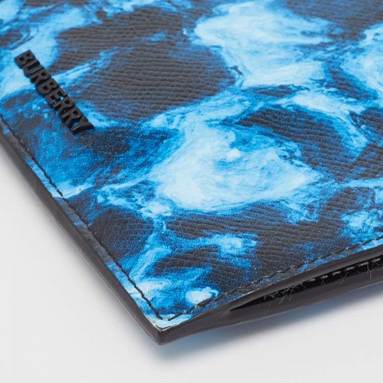 Pre Owned Burberry Blue/Black Water Camo Print Leather Pocket Phone Pouch Crossbody Bag