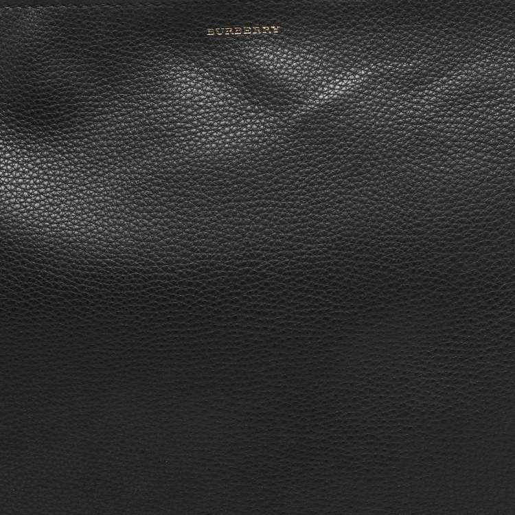 Pre Owned Burberry Black/Green Leather Large Clutch