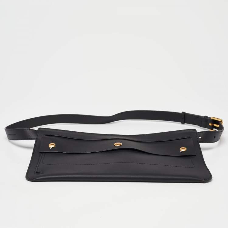 Pre Owned Burberry Black Leather Slim Belt Bag