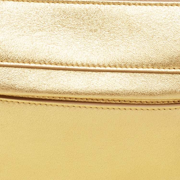 Pre Owned Burberry Gold Leather Mini Olympia Zip Chain Bag