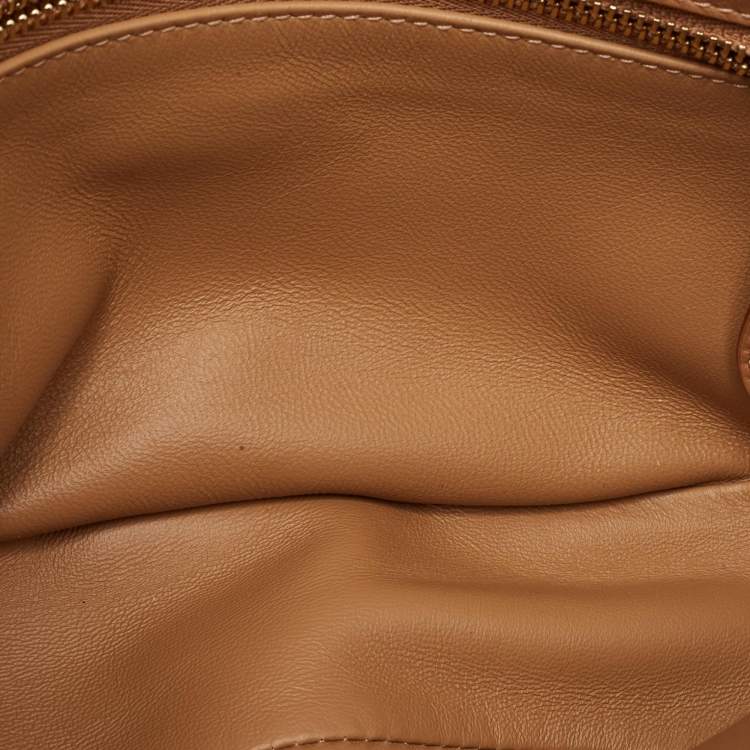 Pre Owned Burberry Beige Soft Leather Small Olympia Bag