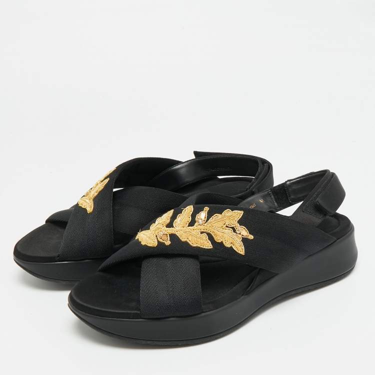 Pre Owned Burberry Actonshire Size 41 Black Fabric and Satin Slingback Sandals