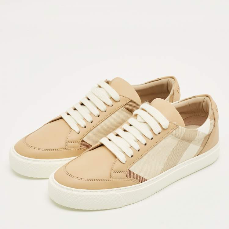 مملوكة مسبقًا Burberry Nova Check Size 36 Beige Canvas and Leather Low Top Sneakers