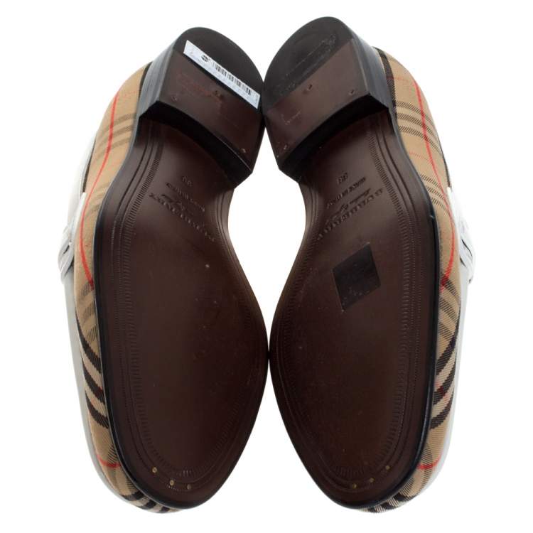 مملوكة مسبقًا Burberry Beige/White Nova Check Canvas and Leather Moorley Chain Loafers Size 38
