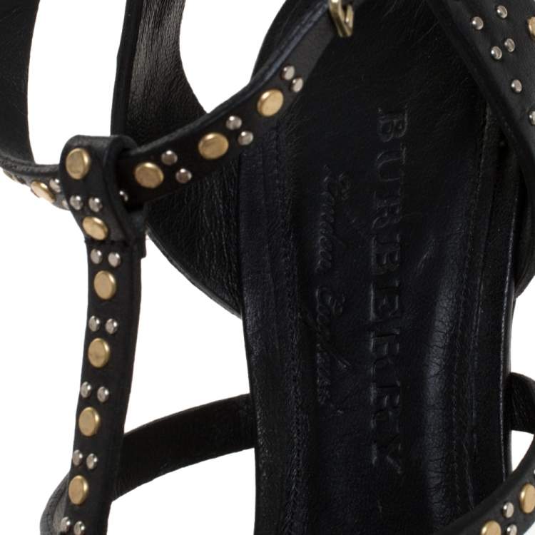Pre Owned Burberry Black Studded Leather Hansel 55 T Strap Sandals Size 38.5