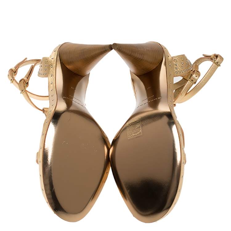 Pre Owned Burberry Metallic Gold Leather Runway Hans T Strap Sandals Size 40
