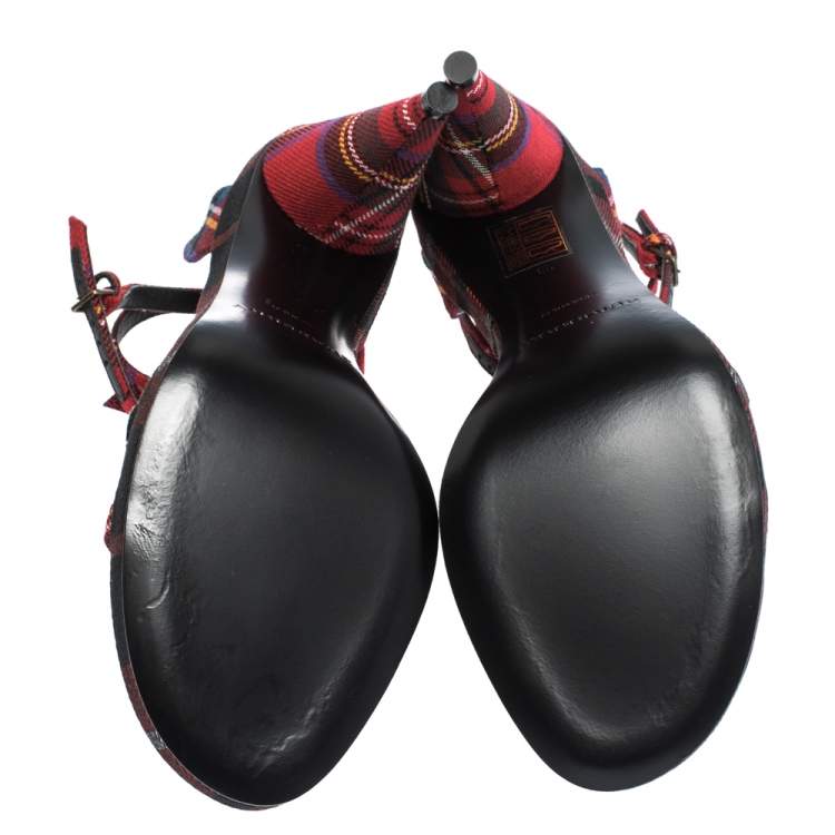 Pre Owned Burberry Red Novacheck Canvas Hans 110 T Strap Sandals Size 38