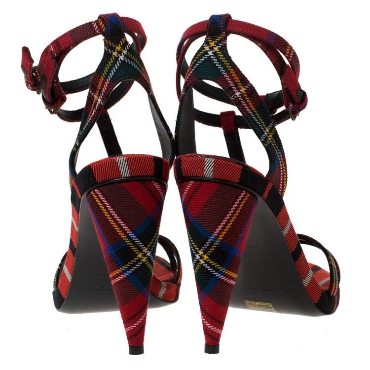Pre Owned Burberry Red Novacheck Canvas Hans 110 T Strap Sandals Size 39