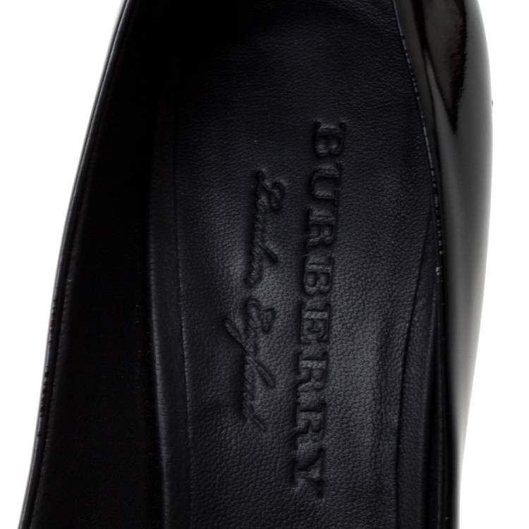 Pre Owned Burberry Black Patent Leather Finsbury Bow Pointed Toe Pumps Size 40