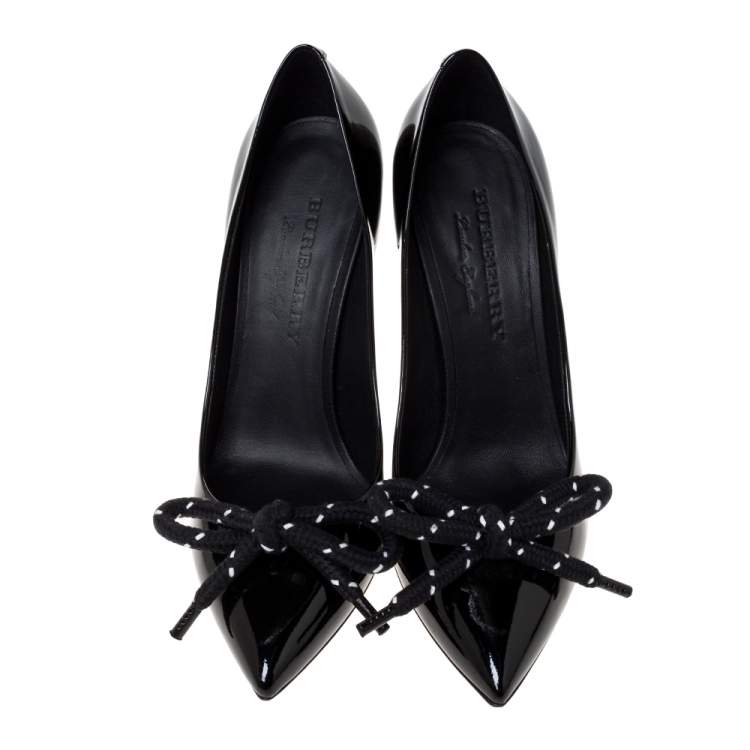 Pre Owned Burberry Black Patent Leather Finsbury Bow Pointed Toe Pumps Size 40