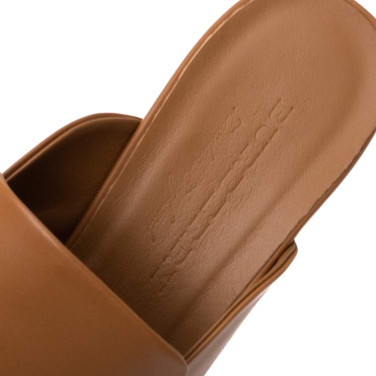 Pre Owned Burberry Camel Brown Leather Chill 45 Chain Detail Mules Size 39
