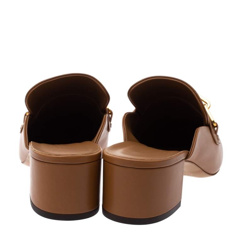 Pre Owned Burberry Camel Brown Leather Chill 45 Chain Detail Mules Size 39