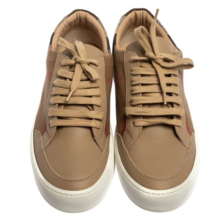 Pre Owned Burberry Beige/Brown Canvas And Leather Reynold Low Top Sneakers Size 39