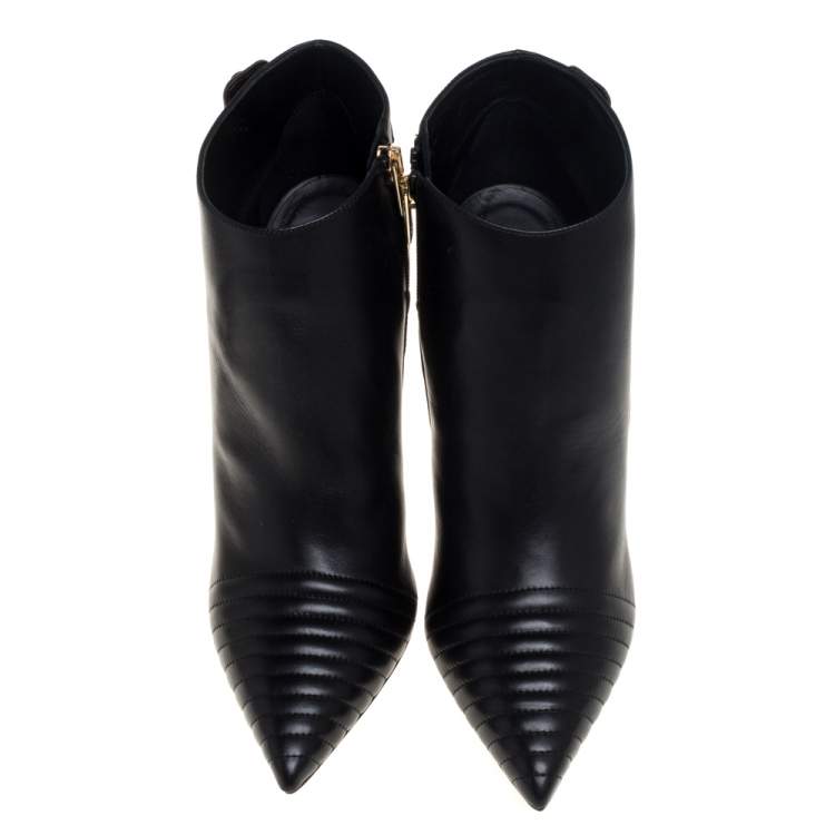 Pre Owned Burberry Black Quilted Leather Alexandra Pointed Toe Ankle Boots Size 40 