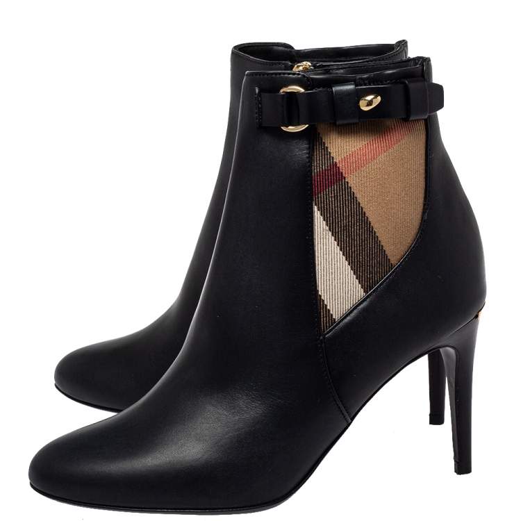 Pre Owned Burberry Black Leather And Nova Check Canvas Ivybridge Boots Size 35