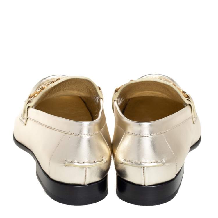 Pre Owned Burberry Metallic Gold Leather Solway Chain Detail Slip On Loafers Size 40