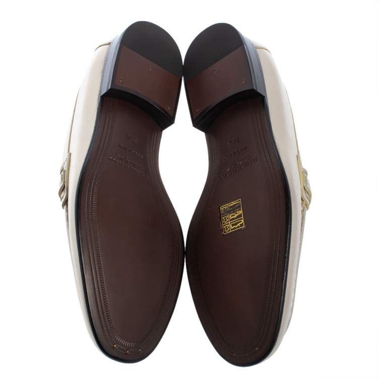 Pre Owned Burberry Metallic Gold Leather Solway Chain Detail Slip On Loafers Size 39.5