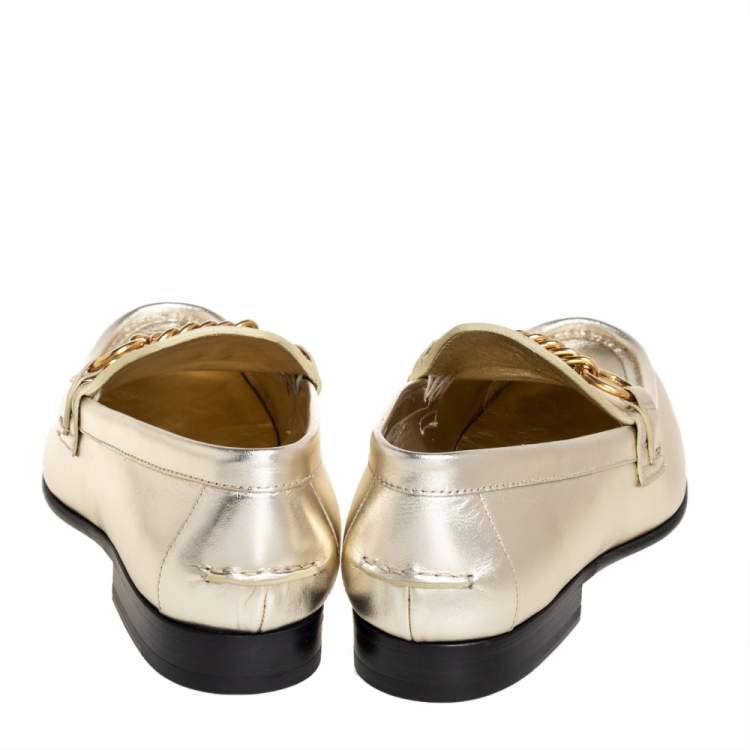 Pre Owned Burberry Metallic Light Gold Leather Solway Chain Detail Slip On Loafers Size 37.5