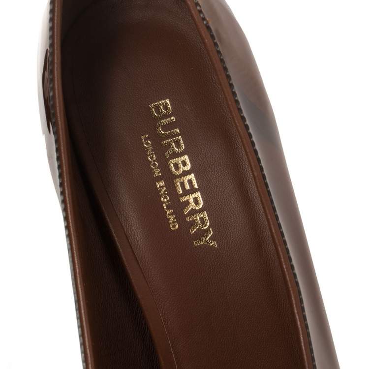 Pre Owned Burberry Brown PVC And Patent Leather Evan Pointed Toe Ankle Strap Pumps Size 39