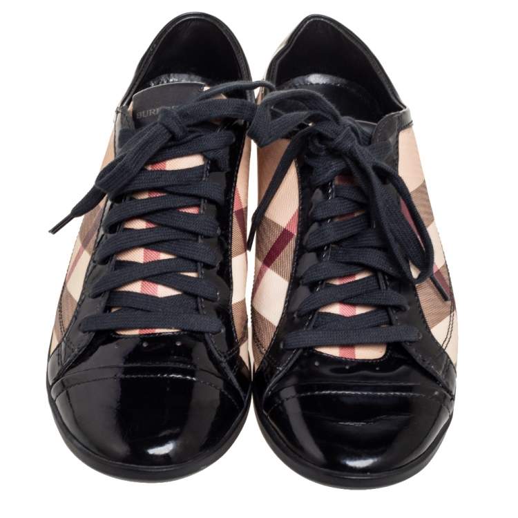 Pre Owned Burberry Black/Beige Novacheck Canvas and Patent Leather Cap Toe Low Top Sneakers Size 38
