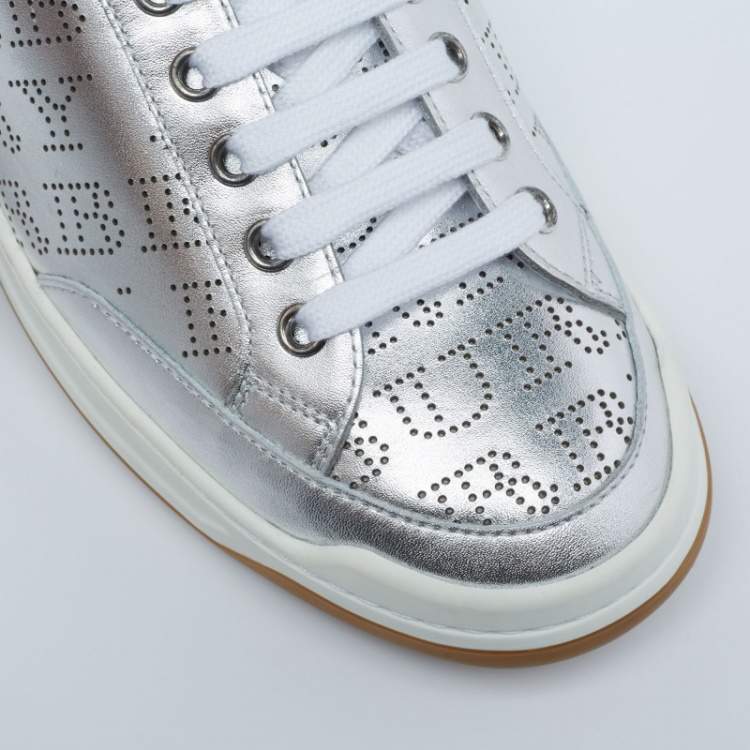 Pre Owned Burberry Metallic Silver Perforated Leather Timsbury Low Top Sneakers Size 42