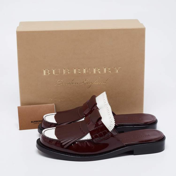 Pre Owned Burberry Two Tone Patent Leather Beckshill Fringe Details Flat Mules Size 39.5
