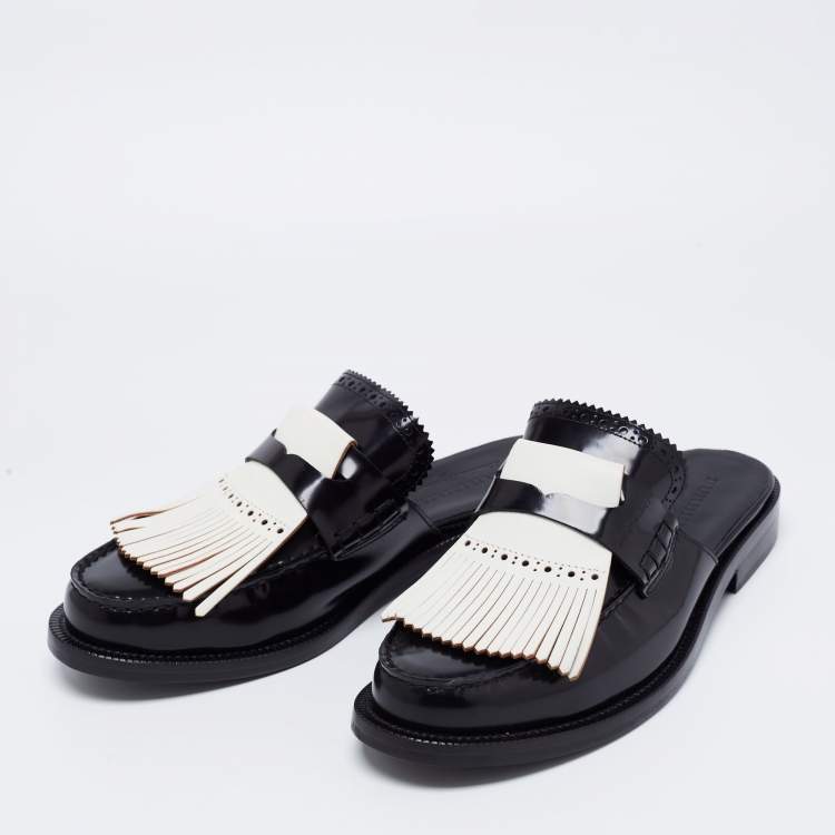 Burberry Two Tone Leather Beckshill Fringe Details Flat